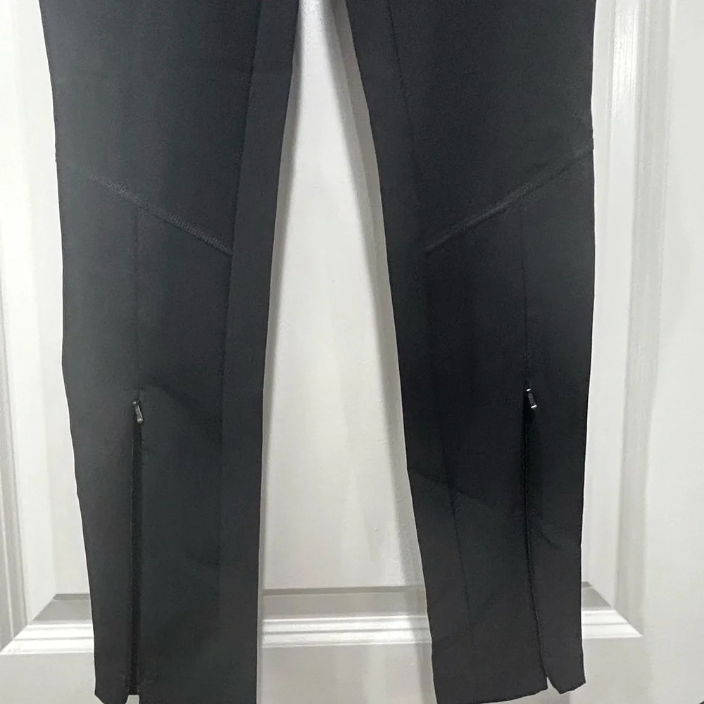 NWOT GAP Black XS Stretch Leggings with Zipper Detail